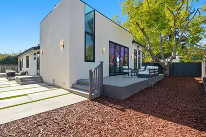 689 Moreno Ln, Santa Clara, CA 95050 - Photo 47