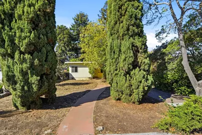 1031 Hollyburne Ave, Menlo Park, CA 94025 - Photo 1