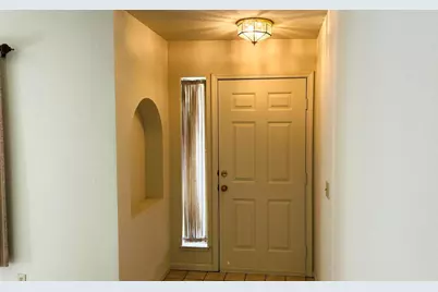 1110 Christopher Ct, Hollister, CA 95023 - Photo 3