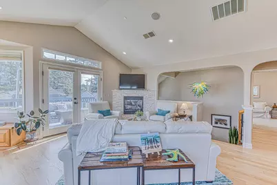 122 14th St, Pacific Grove, CA 93950 - Photo 7