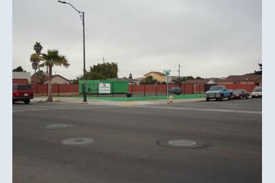 735 E Market St Salinas Ca 93905 Mls 81236824 Coldwell Banker 735 E Market St Photo 1
