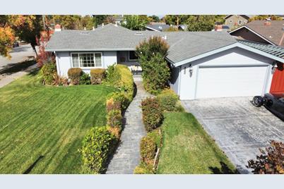 1391 Rodney Dr - Photo 1