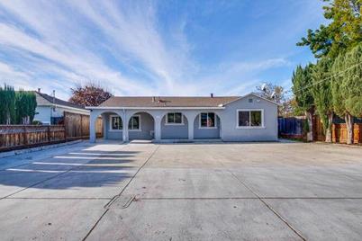 373 Emerick Ave - Photo 1
