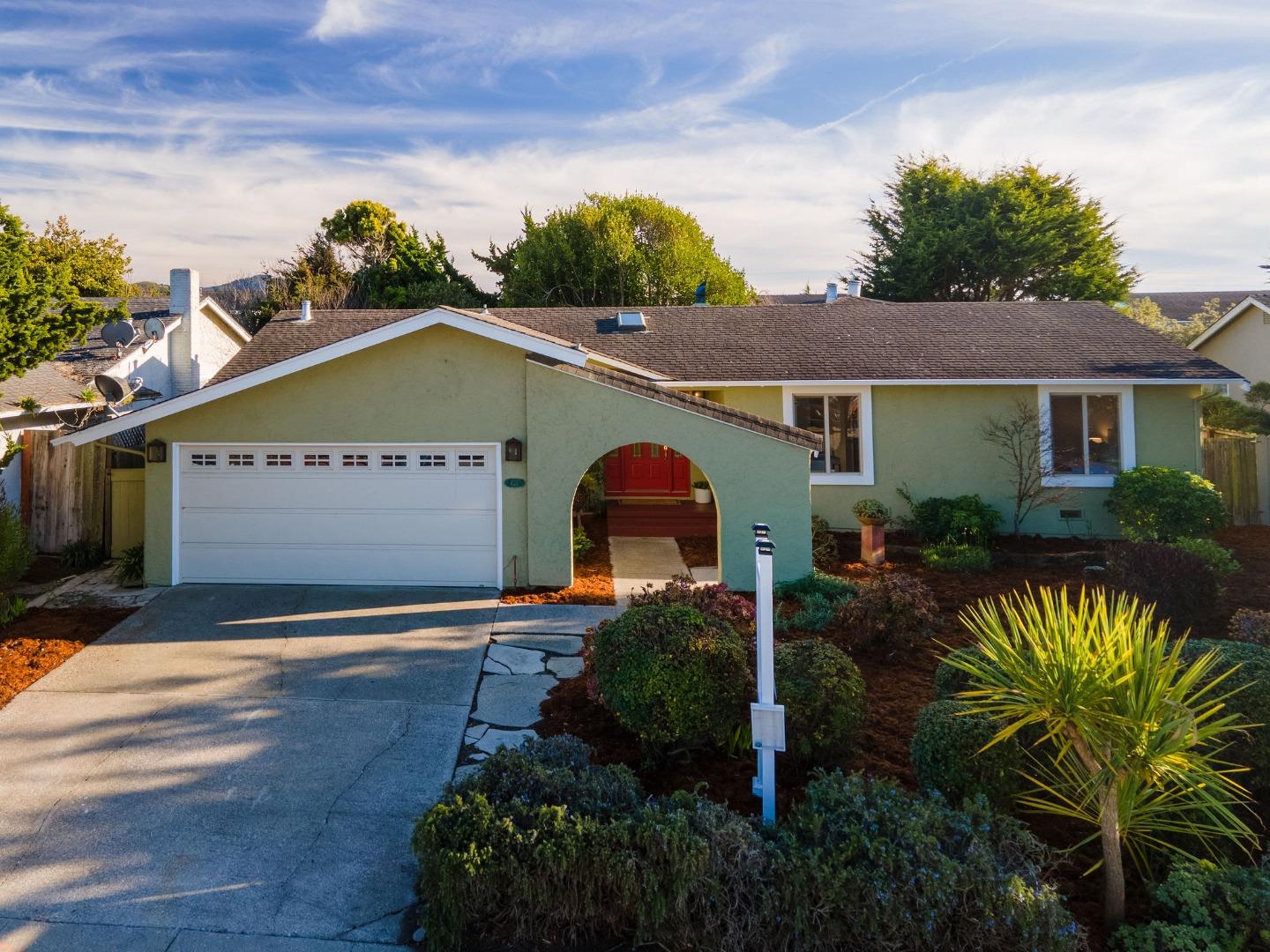 425 Casa Del Mar Dr, Half Moon Bay, CA 94019 MLS ML81914081