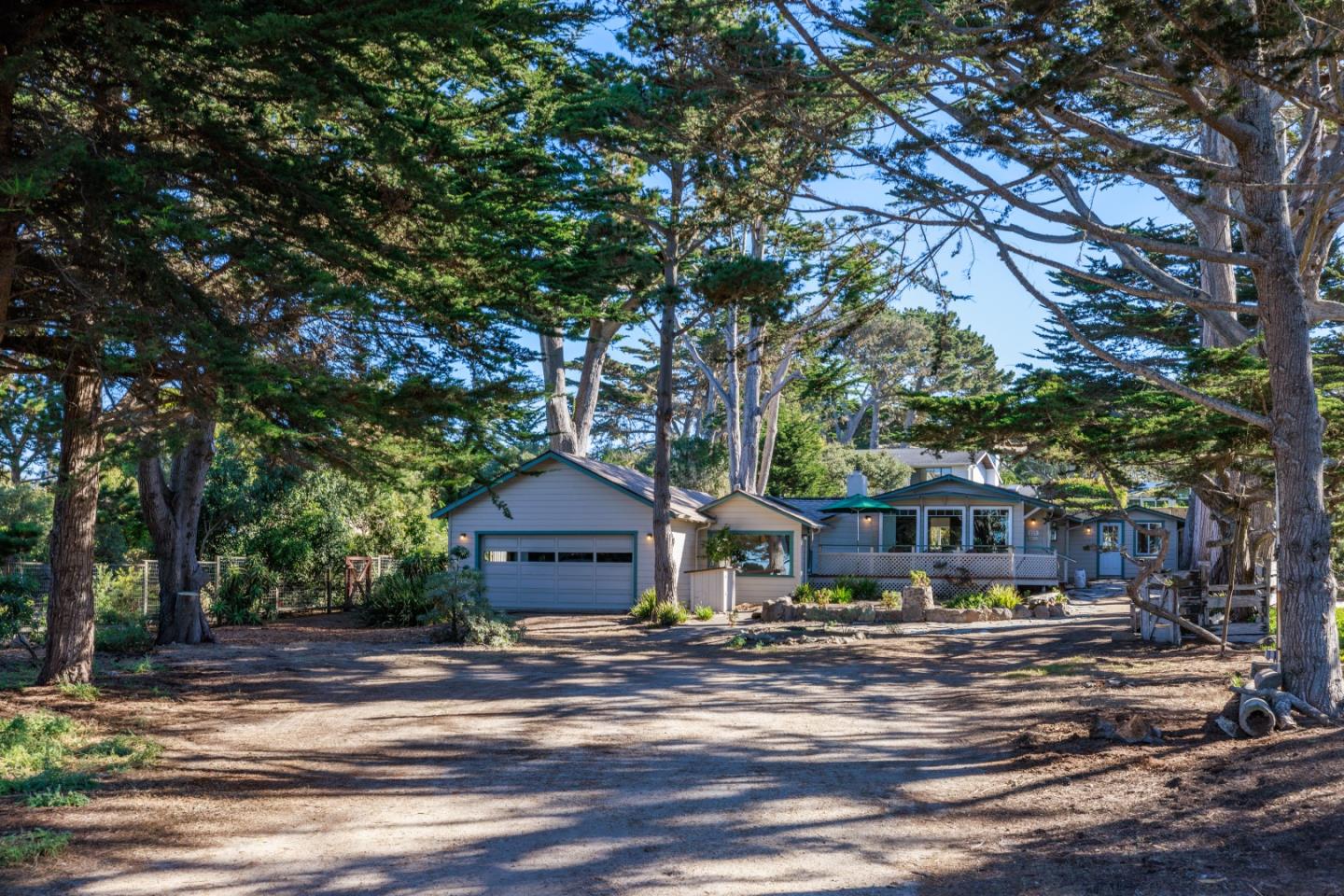 229 Asilomar Blvd, Pacific Grove, CA 93950 MLS ML81947197 Coldwell