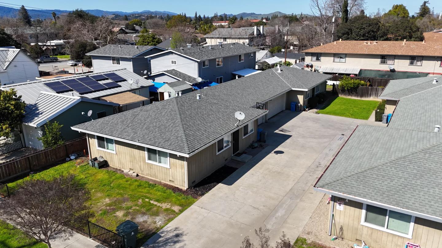 207 W 9th St, Gilroy, CA 95020 MLS ML81953911 Coldwell Banker