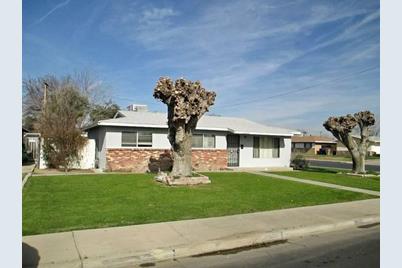 1300 Garfield Ave, Bakersfield, CA 93304 - Photo 1