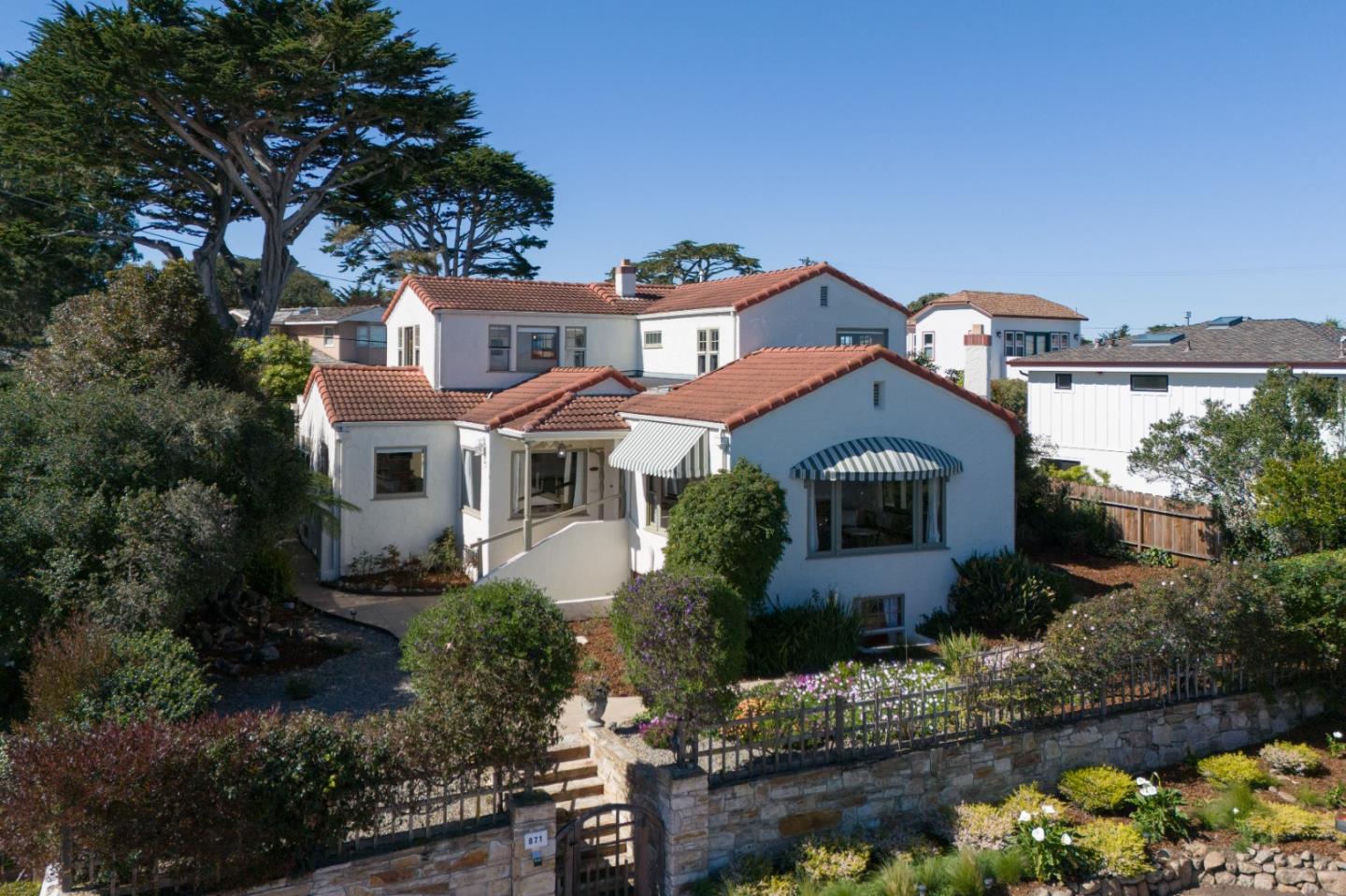 871 Del Monte Blvd, Pacific Grove, CA 93950 MLS ML81955940 Coldwell