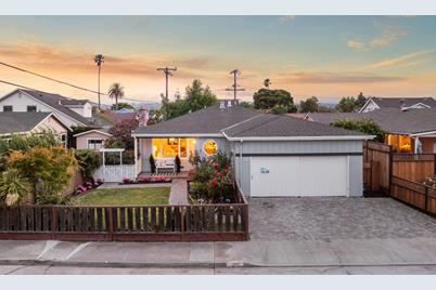 207 Prague St, San Mateo, CA 94401 - Photo 1