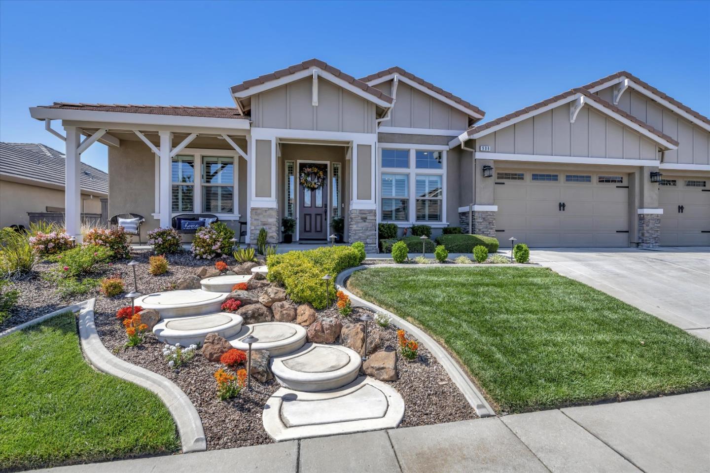 908 Dusty Stone Loop, Rocklin, CA 95765 - MLS ML81982876 - Coldwell Banker