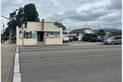701 E Market St, Salinas, CA 93905 - Photo 1