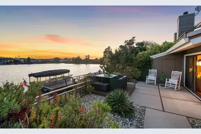 10 Spinnaker Pl, Redwood City, CA 94065 - Photo 1