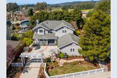 630 Highland Ave, Half Moon Bay, CA 94019 - Photo 1