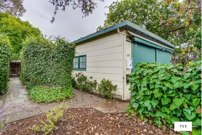 715 Roosevelt Ave, Redwood City, CA 94061 - Photo 1