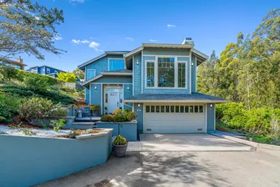 822 San Carlos Ave, El Granada, CA 94018 - Photo 1