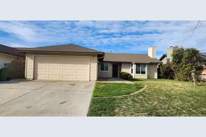 235 Burgundy Dr, Greenfield, CA 93927 - Photo 1