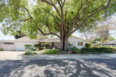 3810 Grove Ave, Palo Alto, CA 94303 - Photo 1