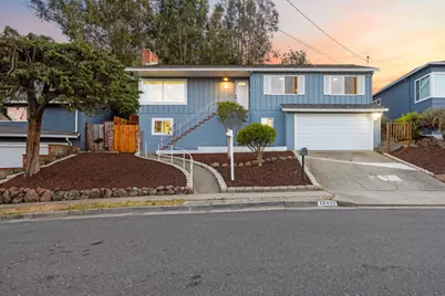 18631 Laredo Rd, Castro Valley, CA 94546 - Photo 1