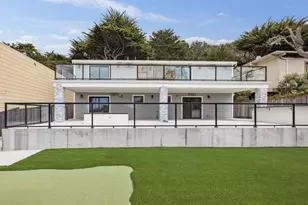 40 Eastlake Ave, Pacifica, CA 94044 - Photo 1