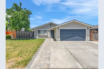 170 Gonzalez Dr, Hollister, CA 95023 - Photo 1