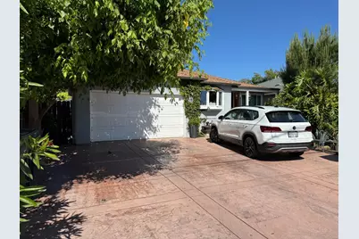 319 Azalia Dr, East Palo Alto, CA 94303 - Photo 1