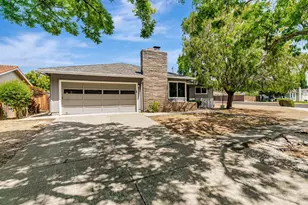 1390 Pointe Claire Dr, Sunnyvale, CA 94087 - Photo 1