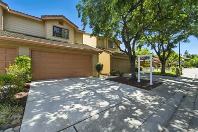 2082 Wente Way, San Jose, CA 95125 - Photo 1