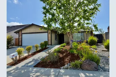 881 Bonnie View Dr, Hollister, CA 95023 - Photo 1