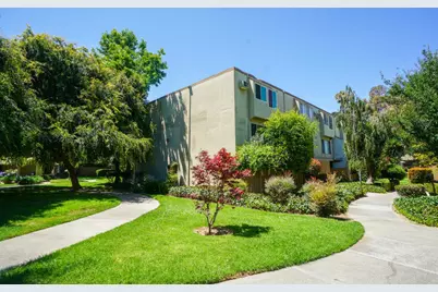 360 Auburn Way 24, San Jose, CA 95129 - Photo 1