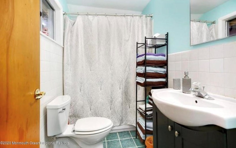 2001 Manchester St, Toms River NJ 08757-1042 exterior