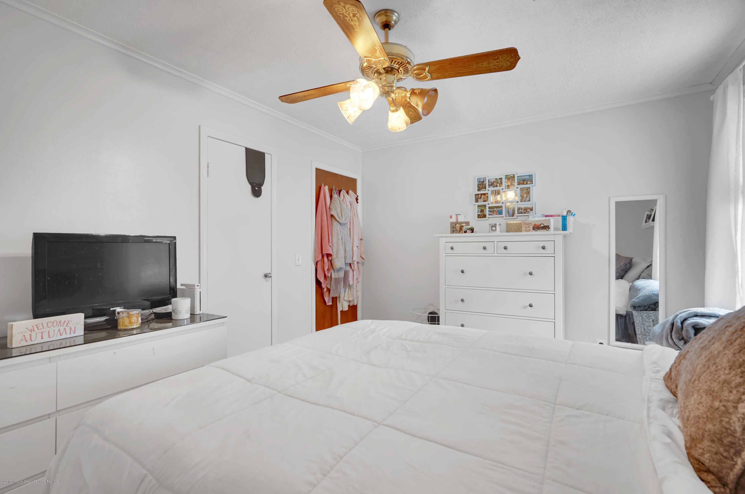 30 Lancaster Rd, Colonia NJ 07067-1122 exterior