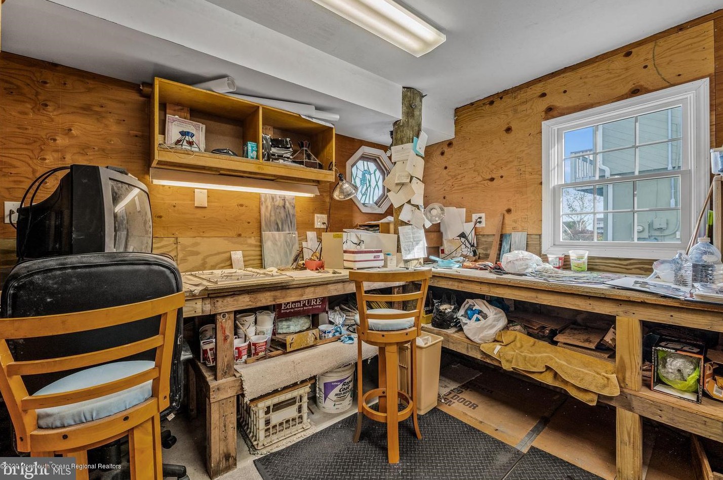 48 Kentucky Dr, Tuckerton NJ 08087-1035 exterior