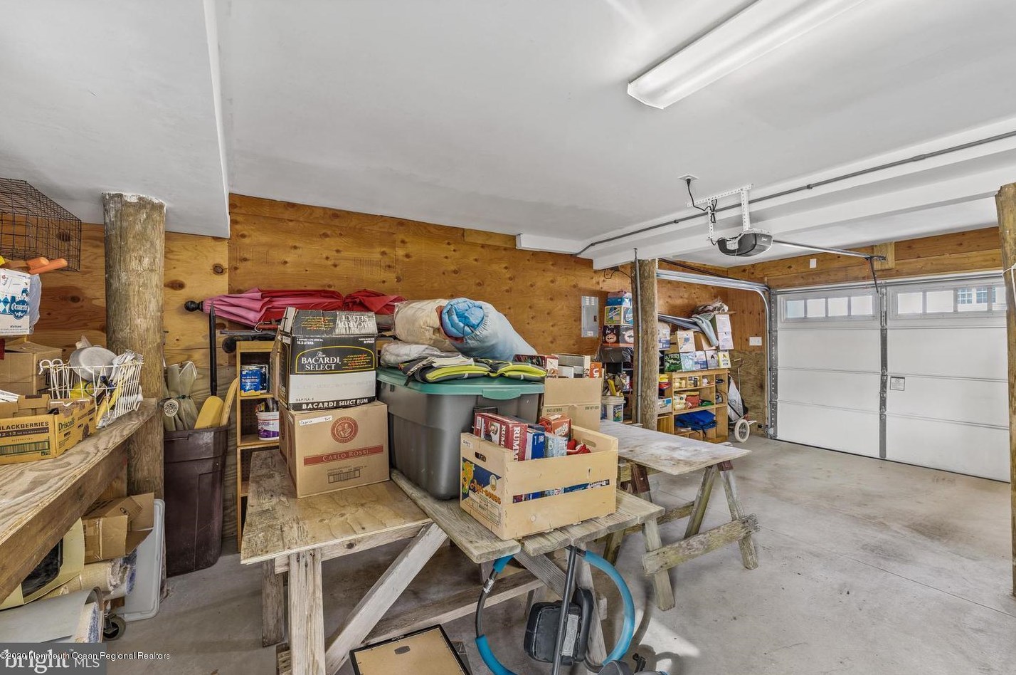 48 Kentucky Dr, Tuckerton NJ 08087-1035 exterior