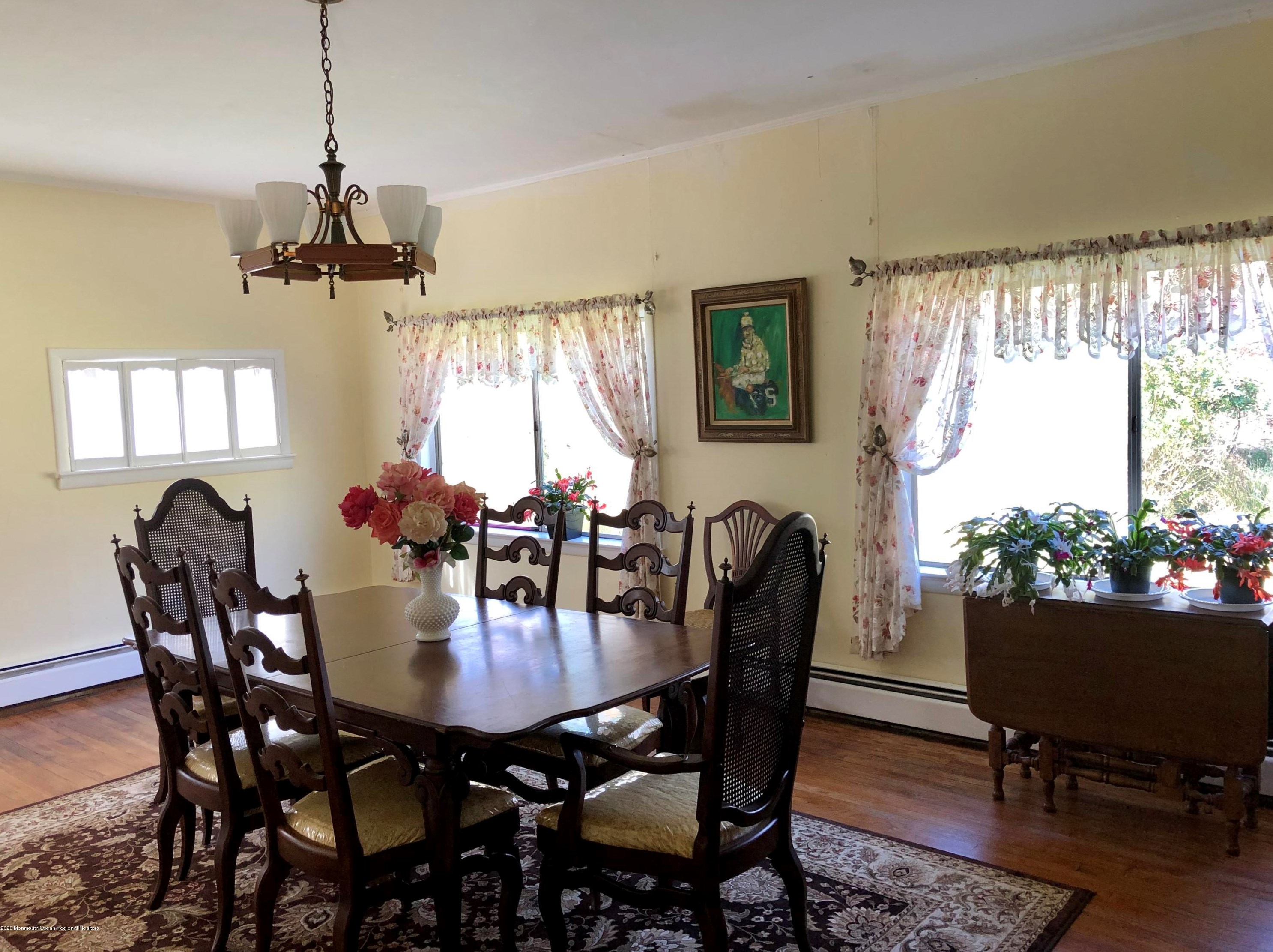 192 5th St, Wall Township NJ  07731-8593 exterior