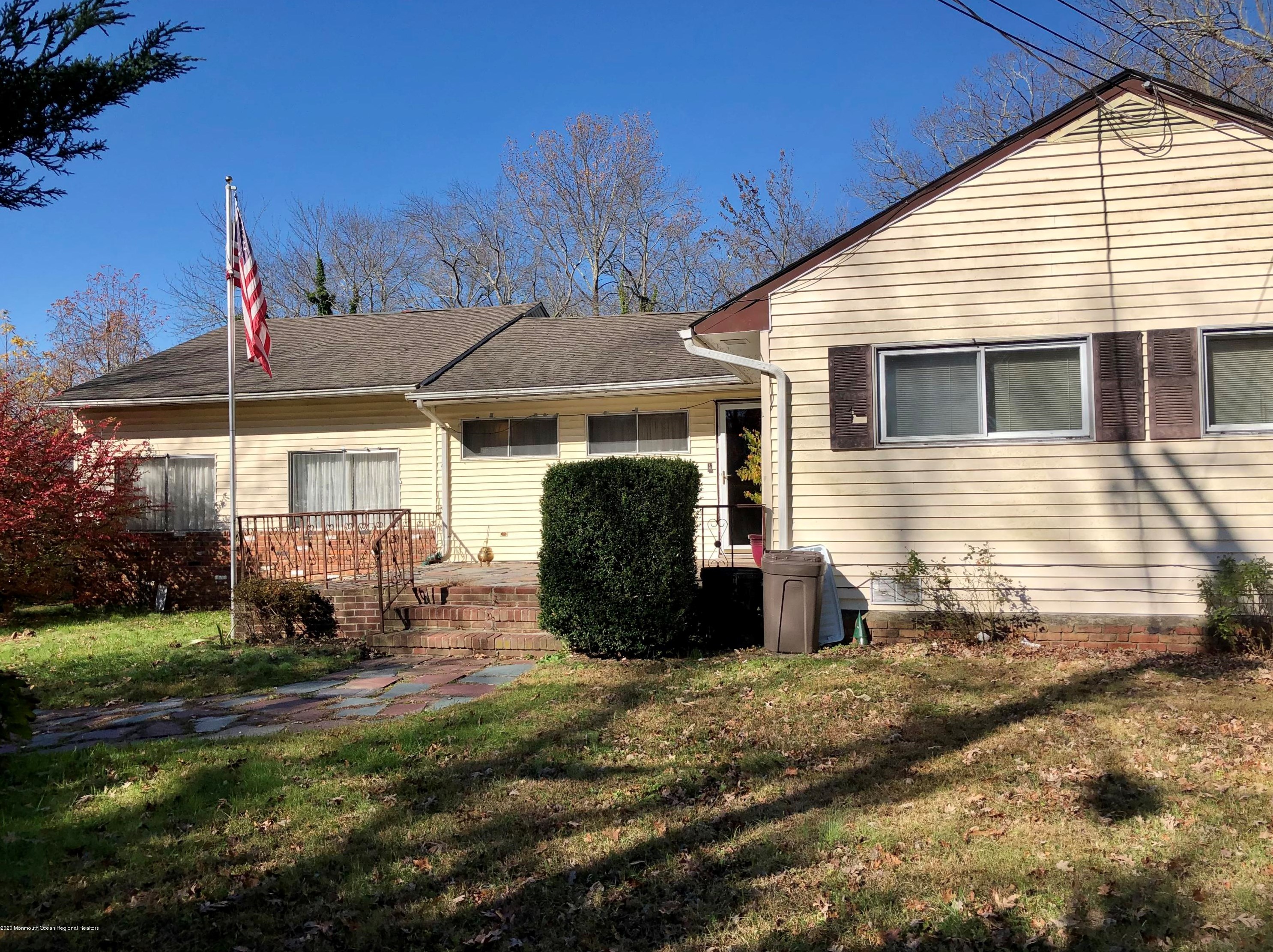 192 5th St, Wall Township NJ  07731-8593 exterior