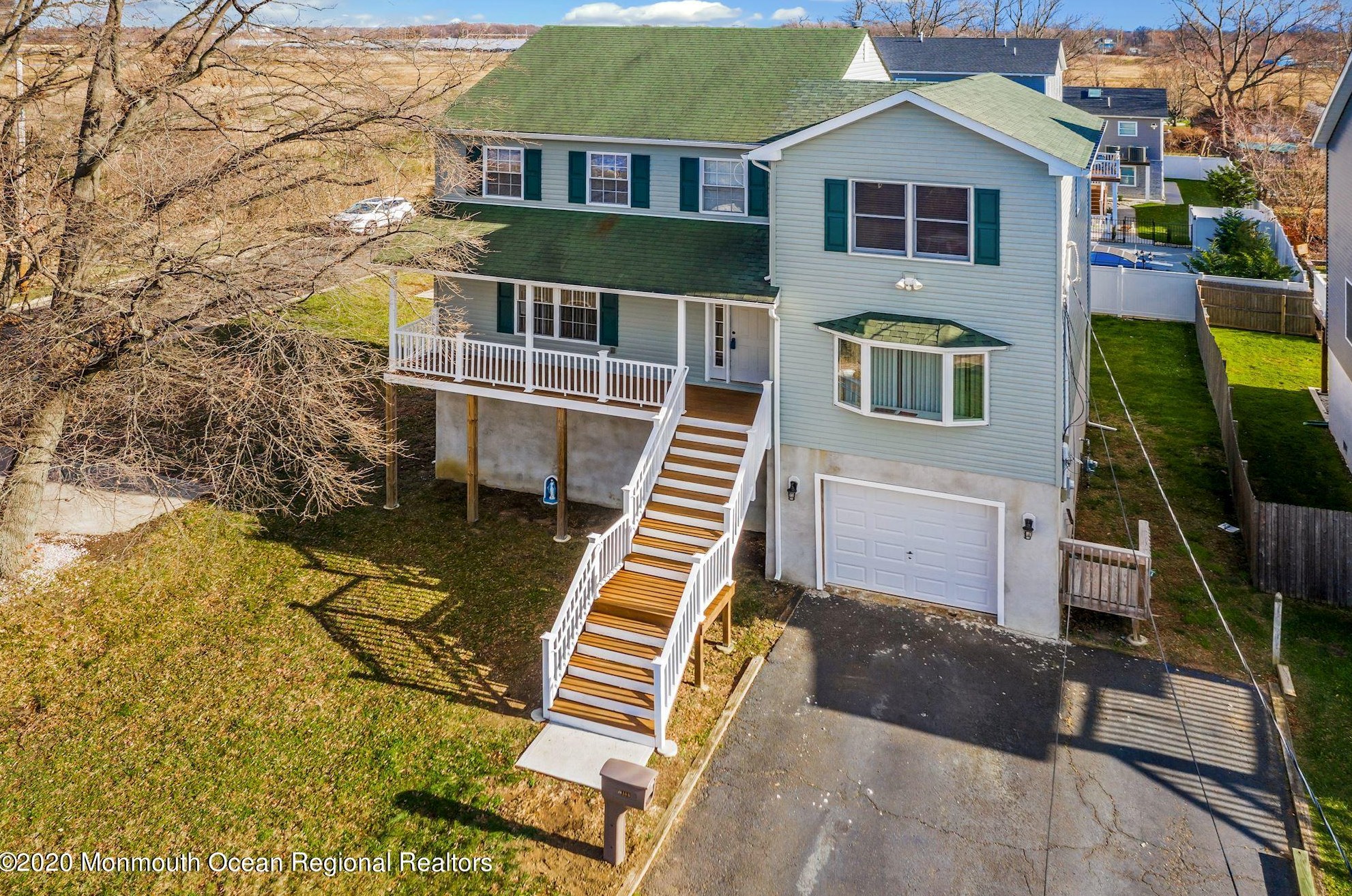 406 Beachview Ave, Keyport NJ 07735-3205 exterior