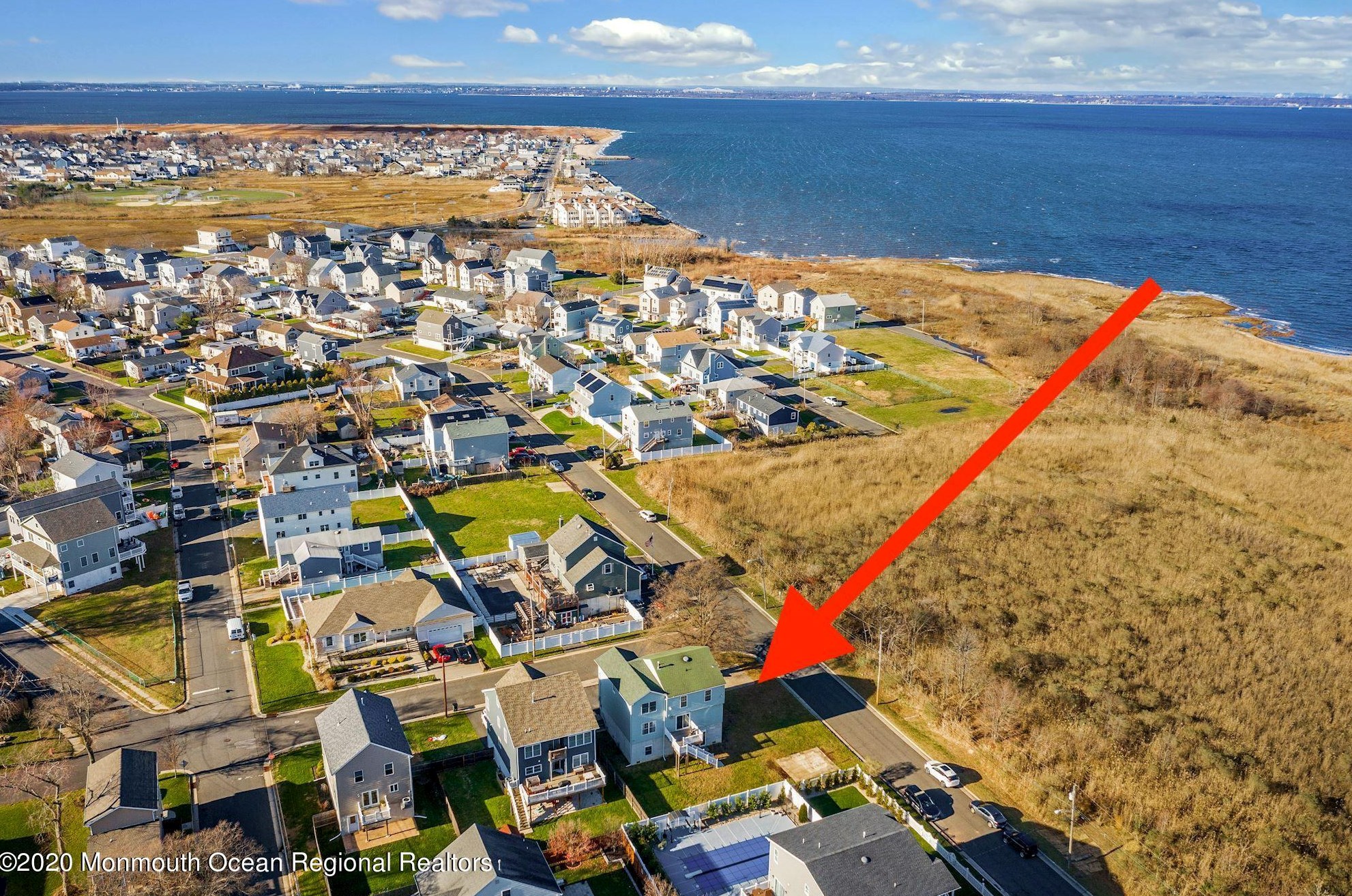 406 Beachview Ave, Keyport NJ 07735-3205 exterior