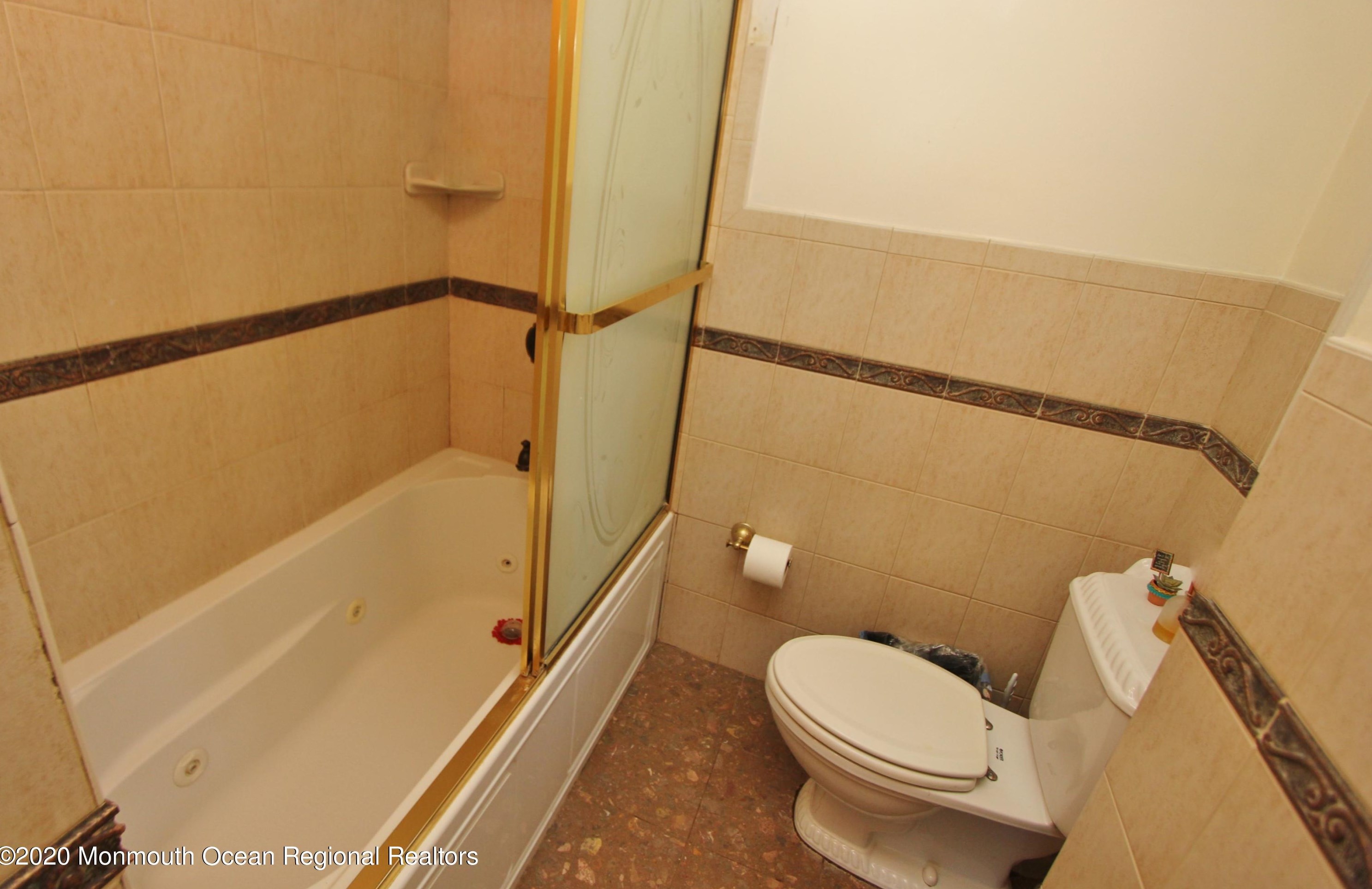 260 Eton Pl, Westfield NJ 07090-1753 exterior