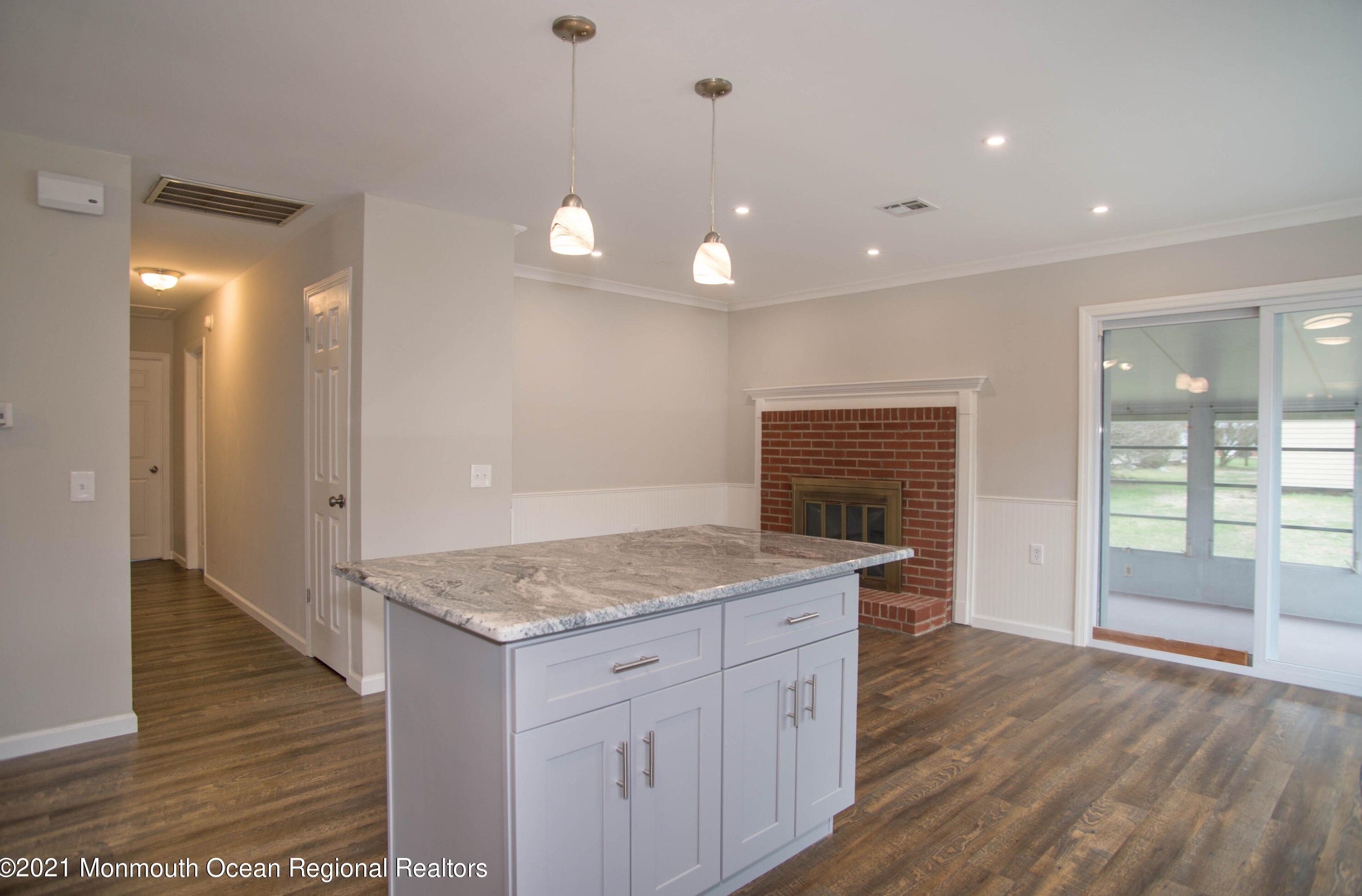 150 Orlando Blvd, Toms River NJ  08757-6138 exterior