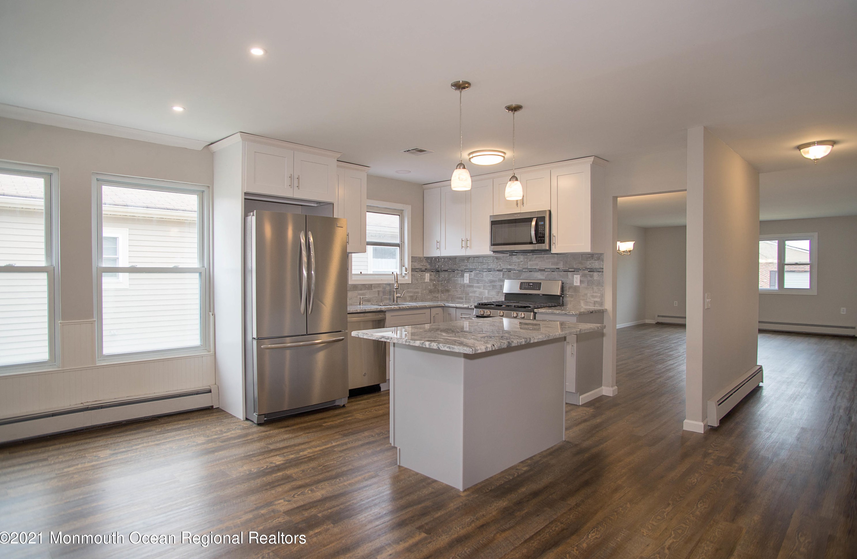 150 Orlando Blvd, Toms River NJ  08757-6138 exterior