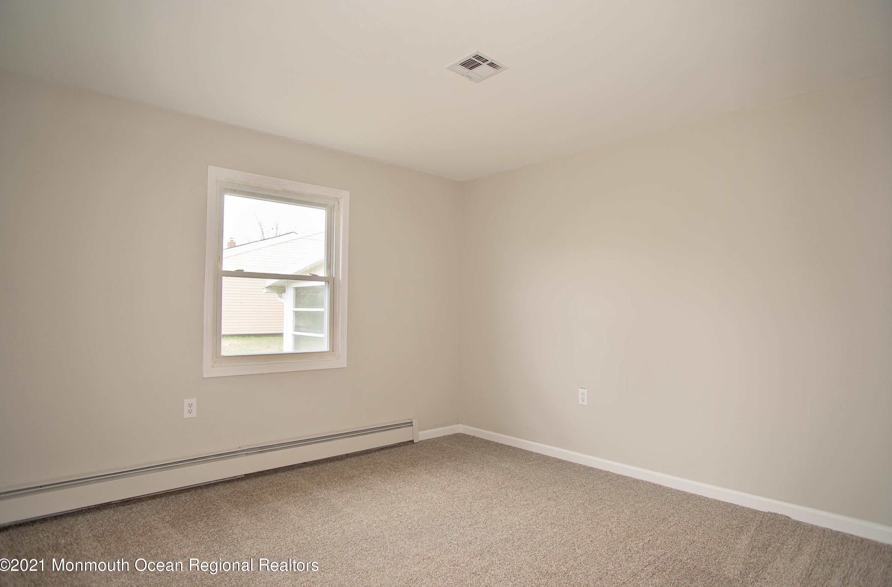 150 Orlando Blvd, Toms River NJ  08757-6138 exterior