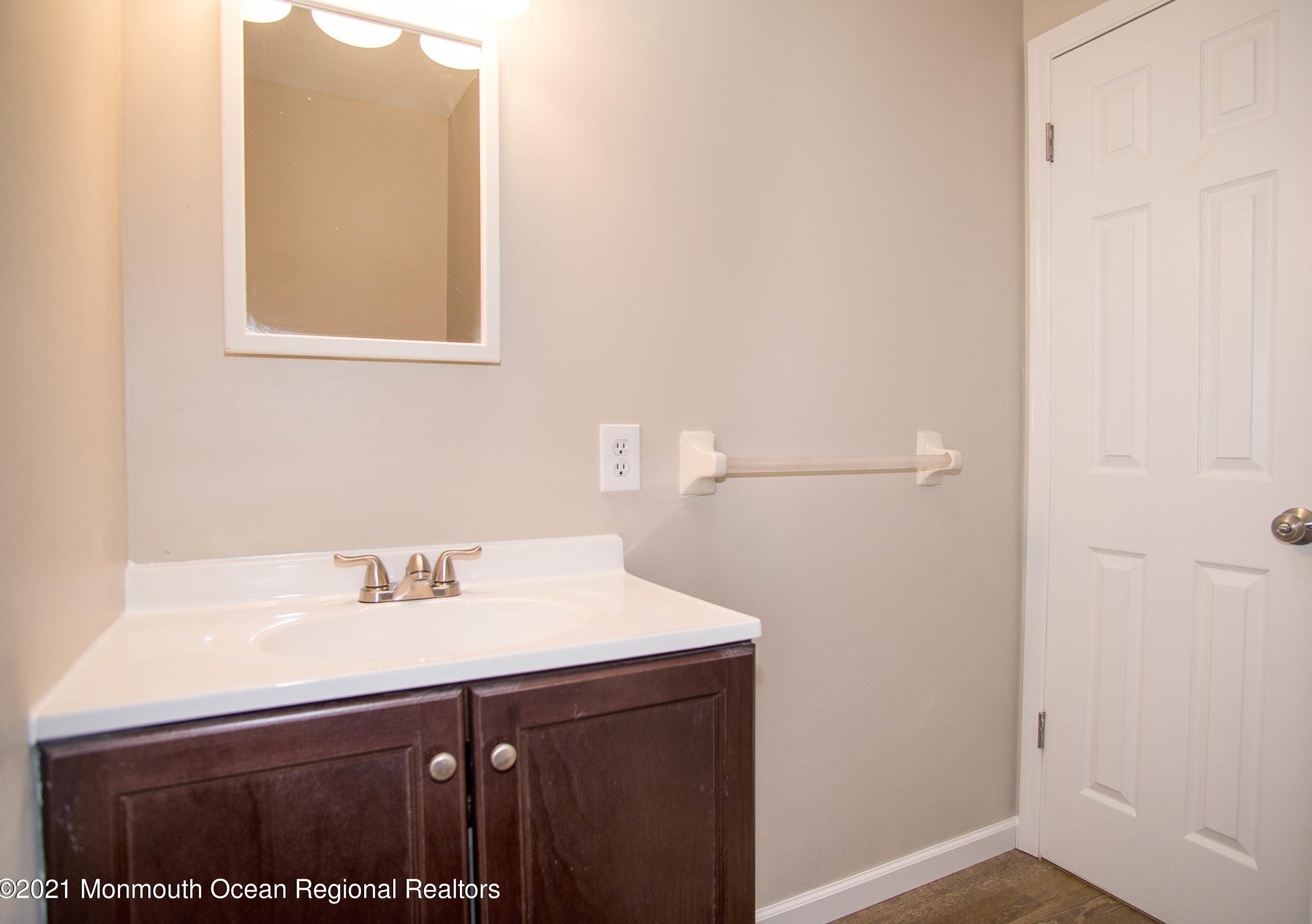 150 Orlando Blvd, Toms River NJ  08757-6138 exterior