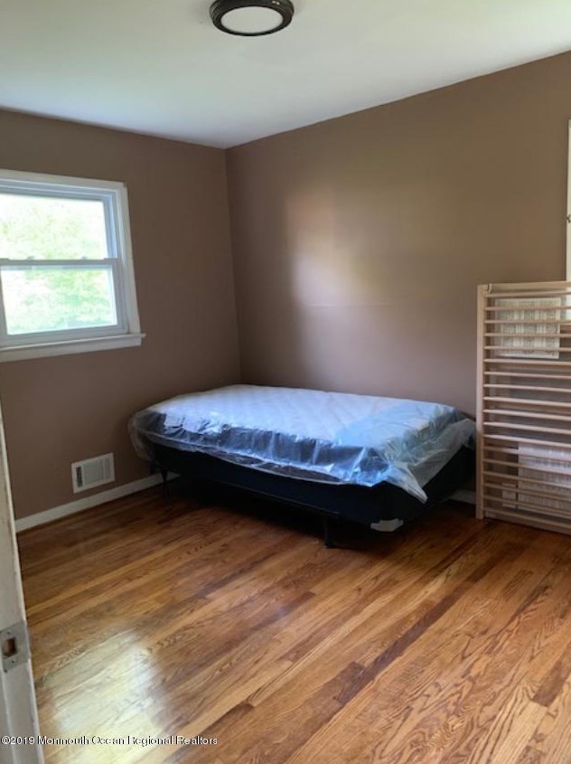 243 Woodcrest Rd, Oakhurst NJ  07755-1462 exterior