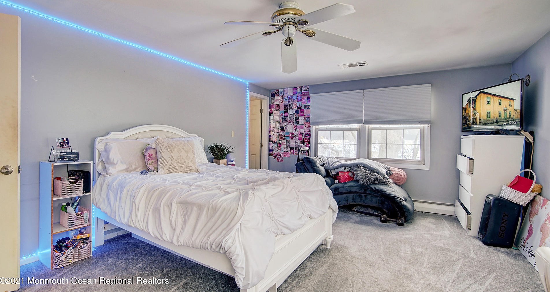 5 Canfield Ln, Matawan NJ 07747-2204 exterior