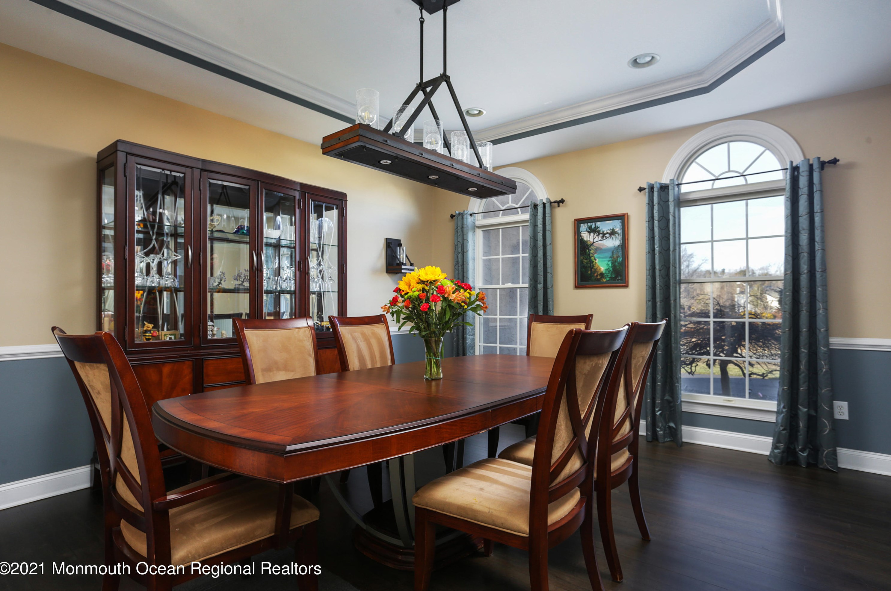 40 Aimee Dr, East Freehold NJ 07728-9220 exterior