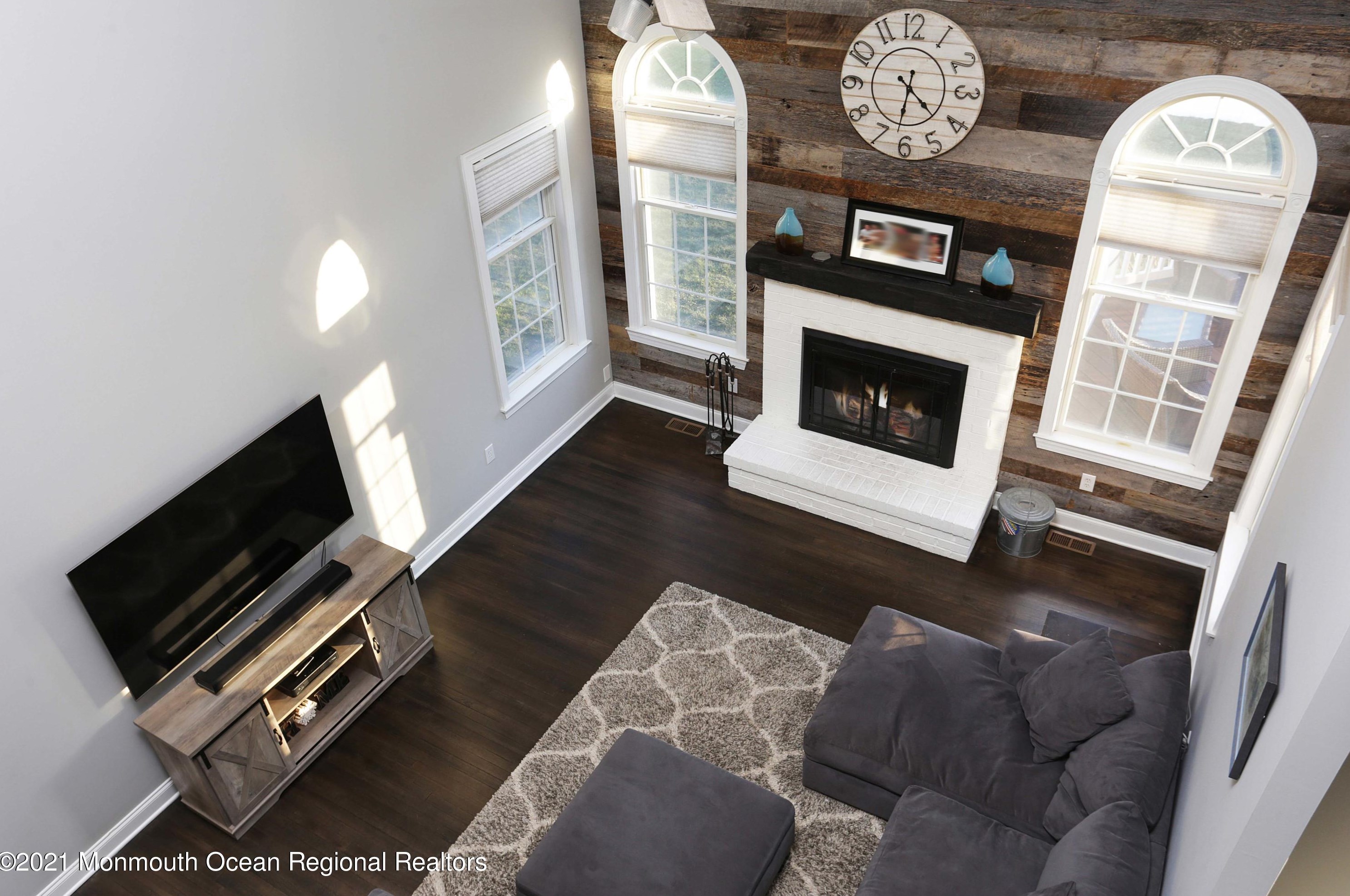 40 Aimee Dr, East Freehold NJ 07728-9220 exterior