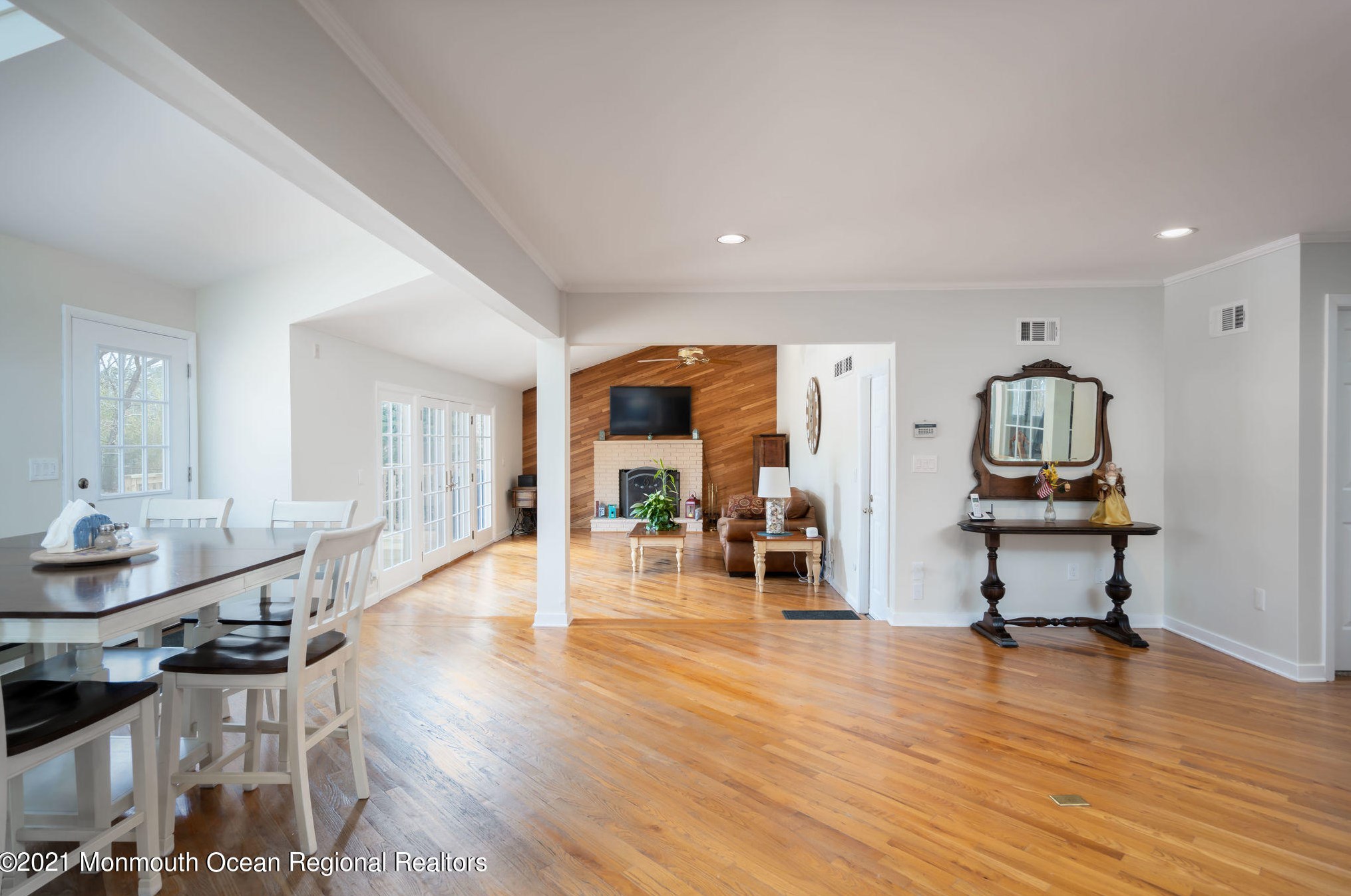 1759 Todd, Toms River NJ 08755-2128 exterior