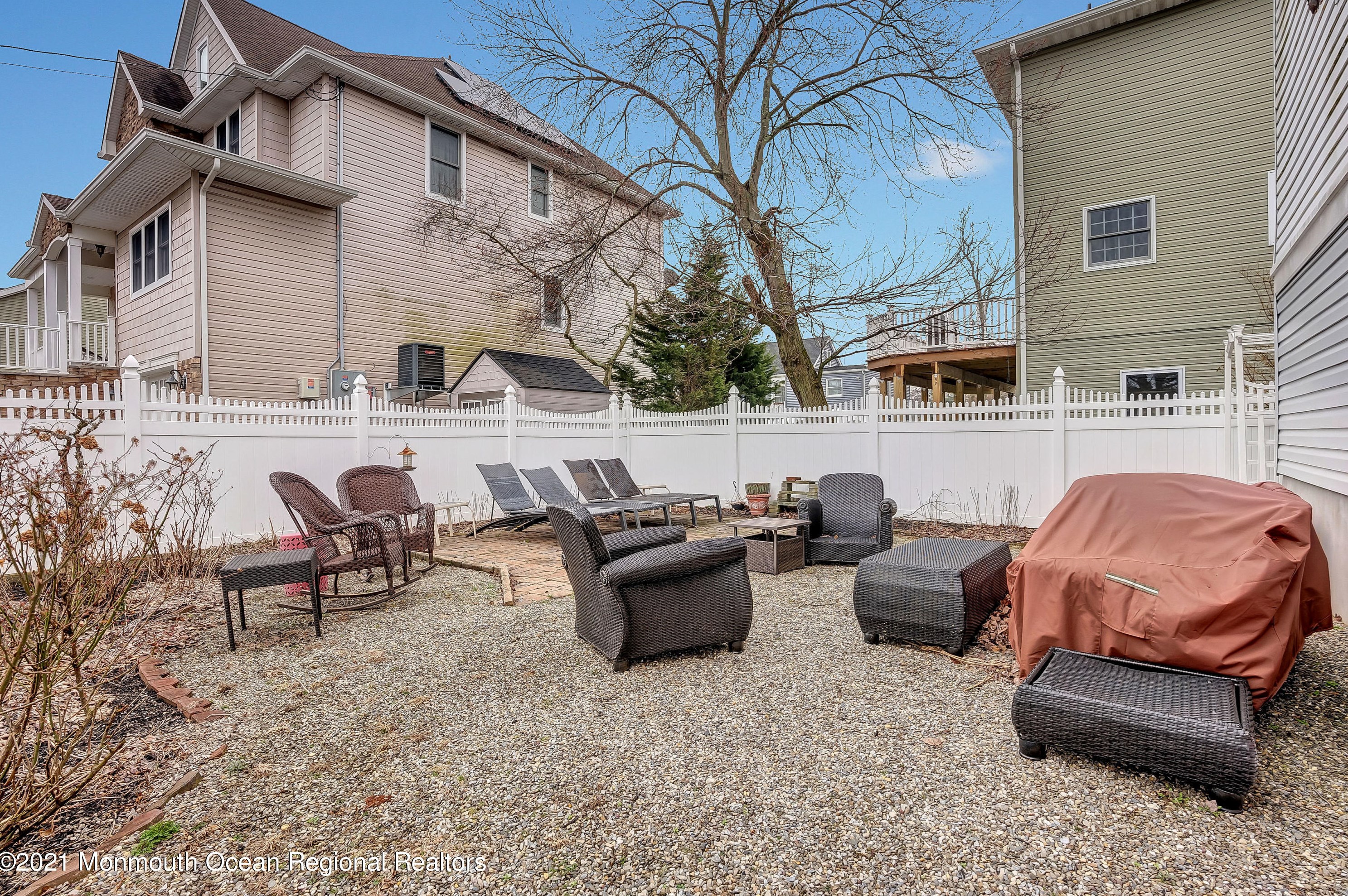 118 Beverly Way, Wall Township NJ  07753-5709 exterior