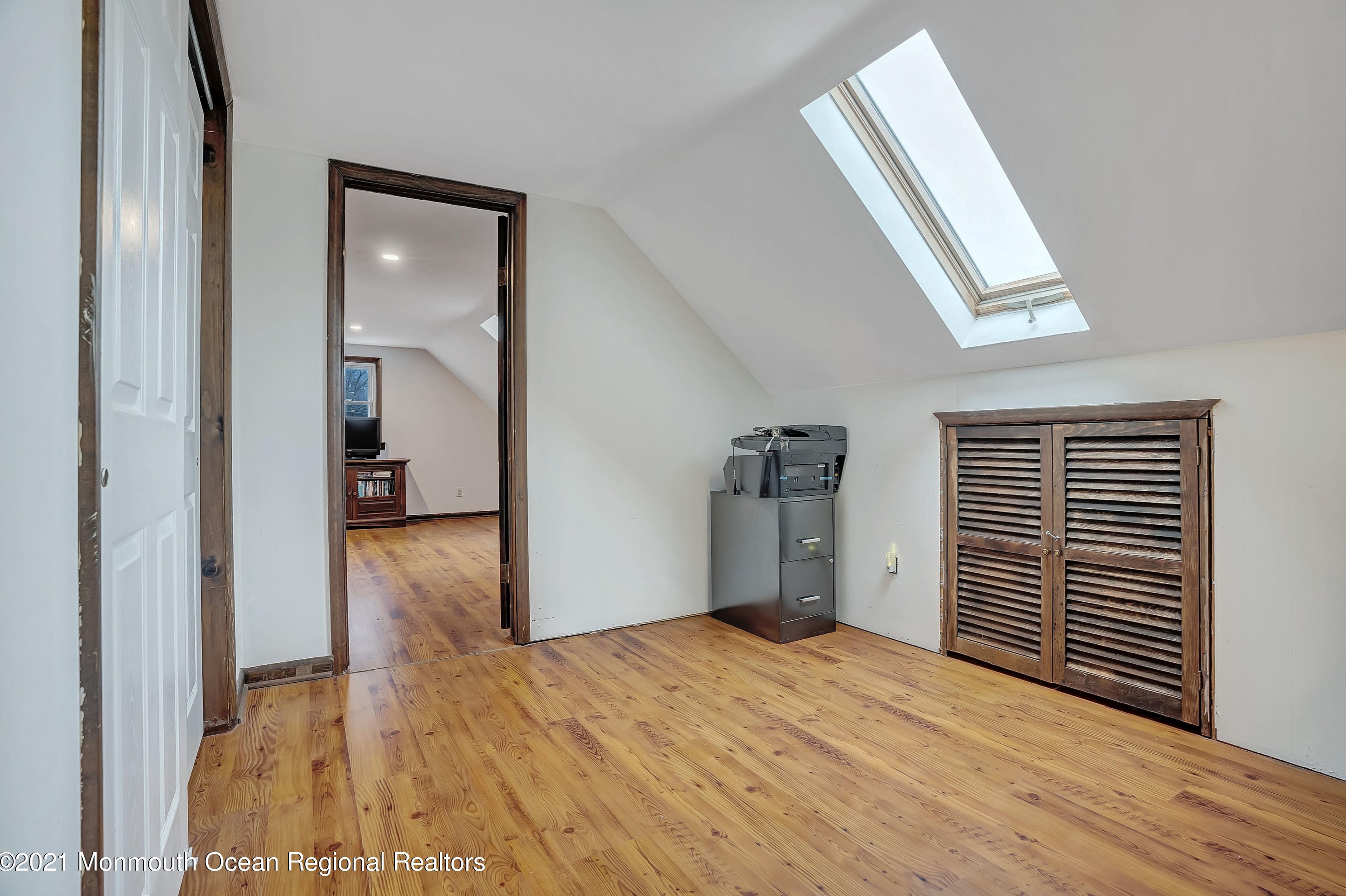 118 Beverly Way, Wall Township NJ  07753-5709 exterior
