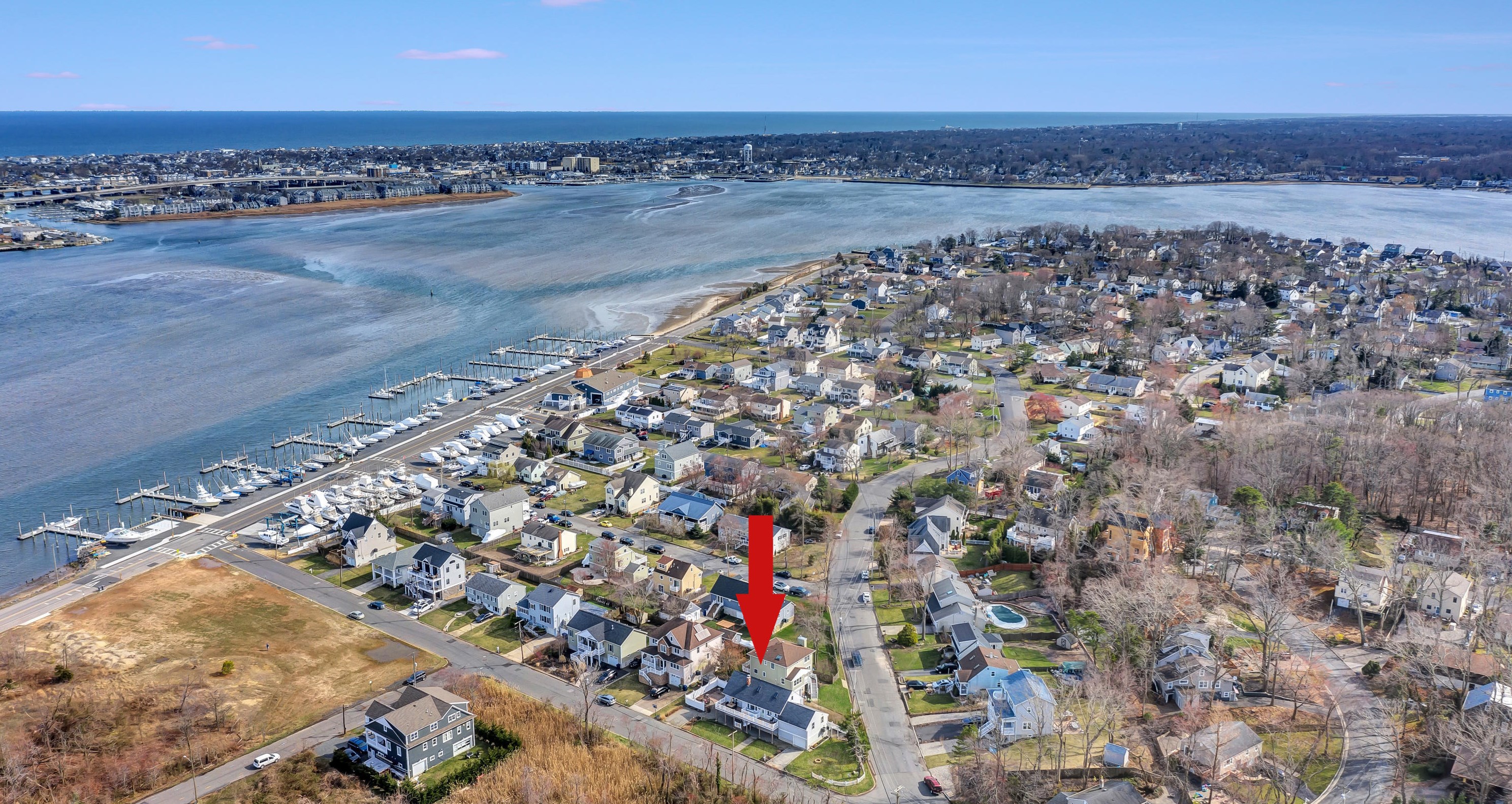 118 Beverly Way, Wall Township NJ  07753-5709 exterior